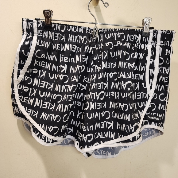 Calvin klein women's comfortable Athletic Short size L - Picture 6 of 11
